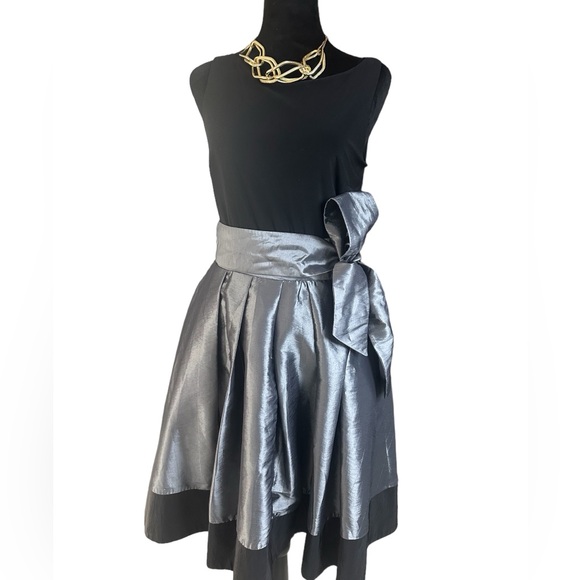 Brand: S.L.Fashions, size: 6, black and silver dress. - Picture 4 of 11